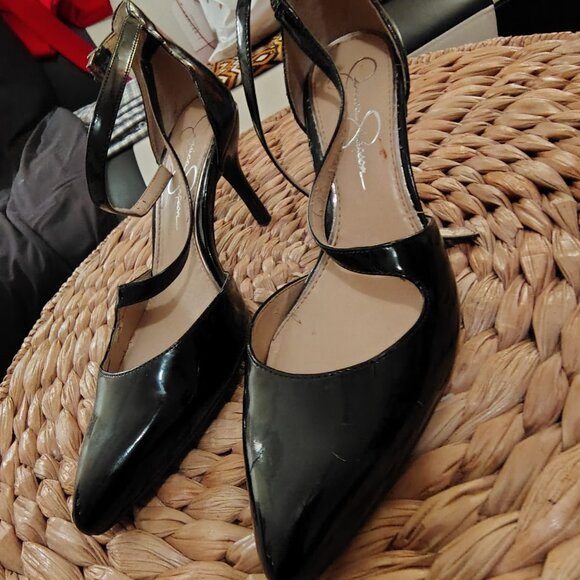 Black Leather Pumps by Jessica Simpson - Picture 5 of 7